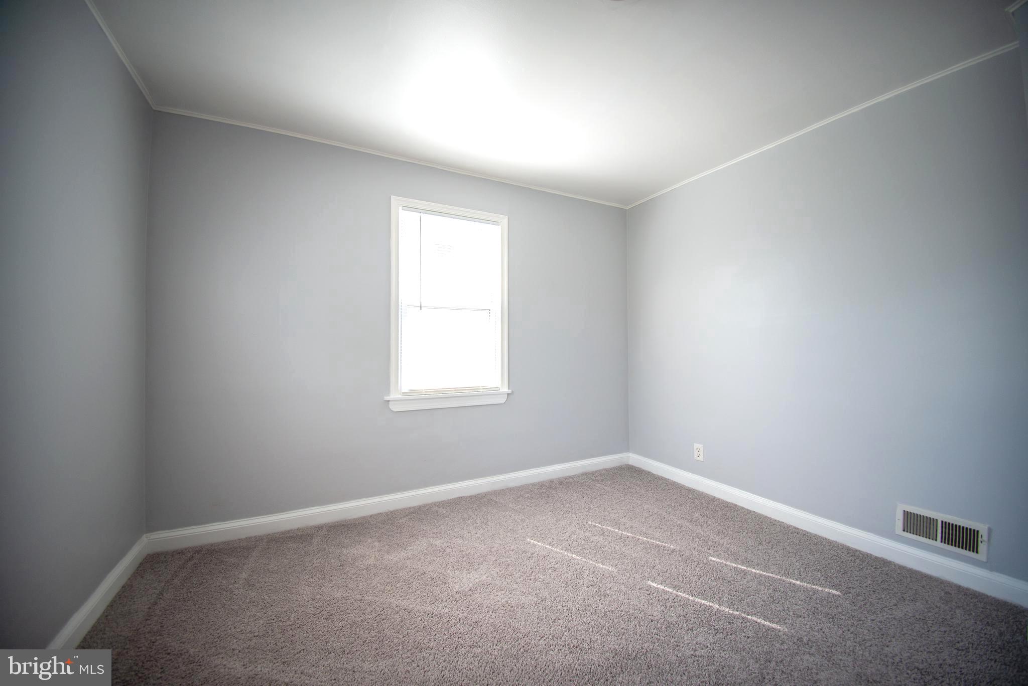 1523 Leslie Road Dundalk, MD 21222 - Photo 15 of 29