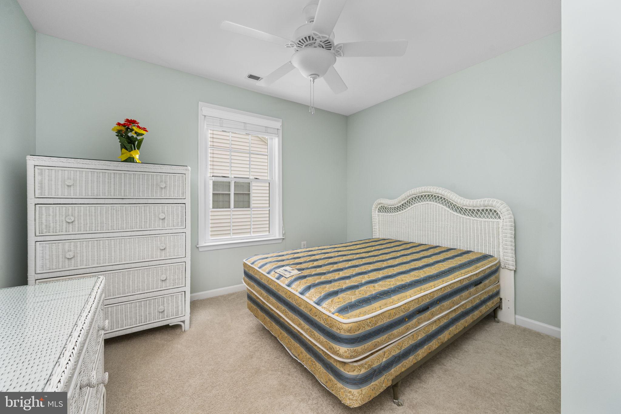 1022 Glory Way Lititz, PA 17543 - Photo 15 of 34