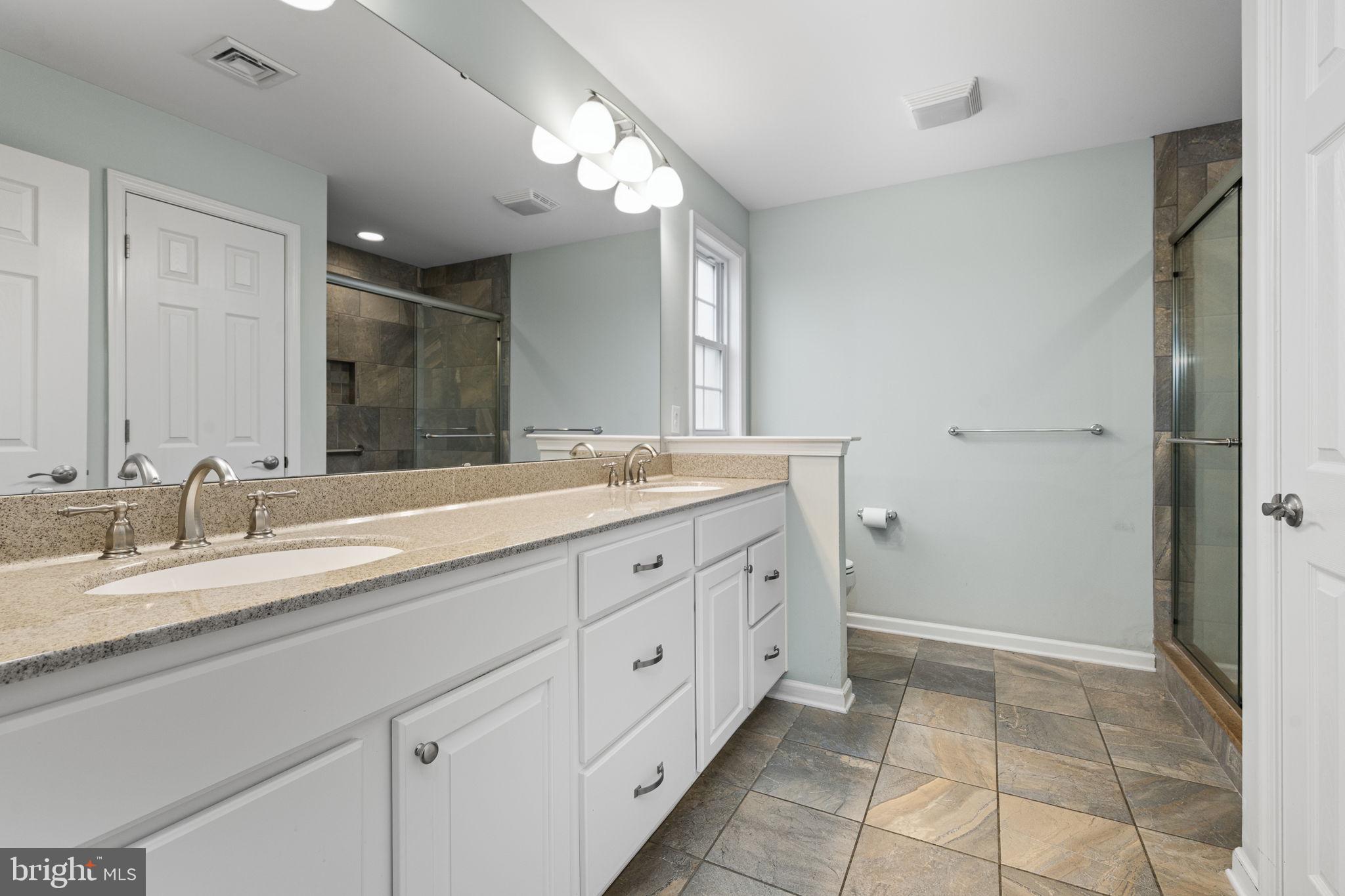 1022 Glory Way Lititz, PA 17543 - Photo 16 of 34