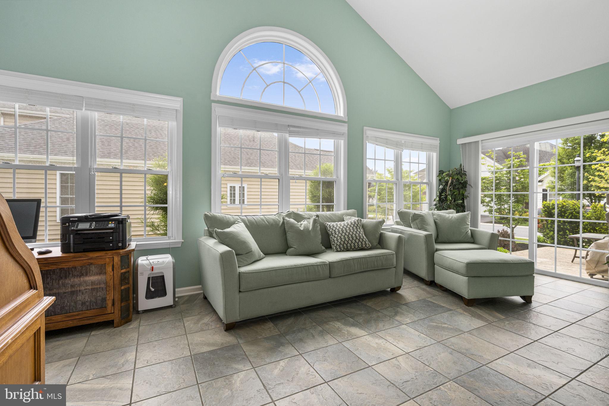 1022 Glory Way Lititz, PA 17543 - Photo 5 of 34