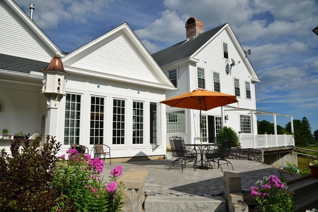 163 Huntington Road Worthington, MA 01098 - Photo 4 of 39