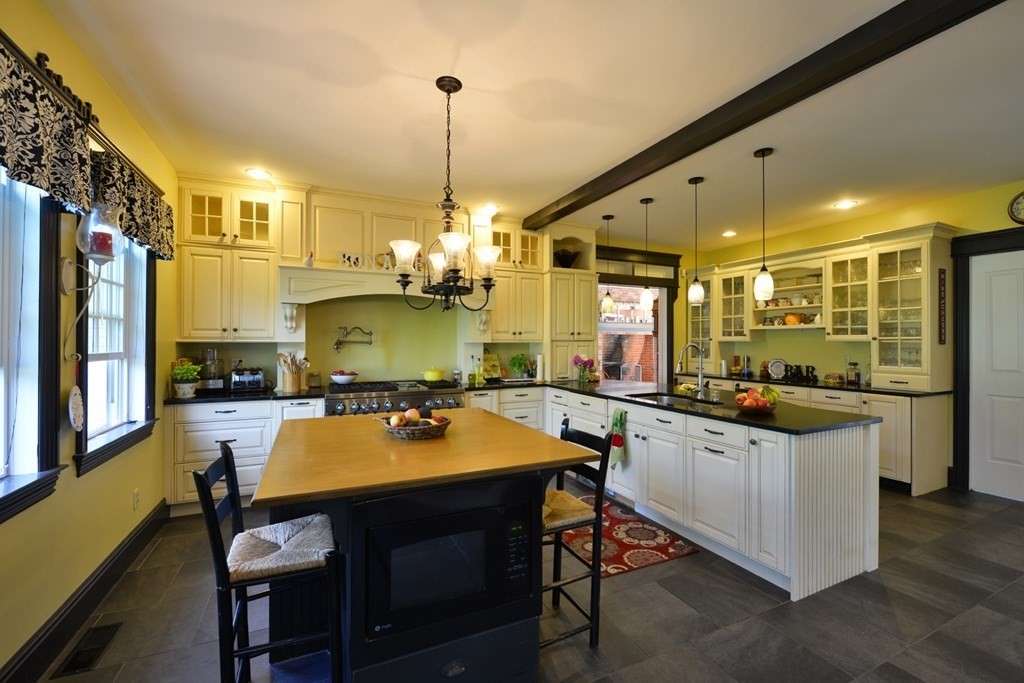 163 Huntington Road Worthington, MA 01098 - Photo 6 of 39