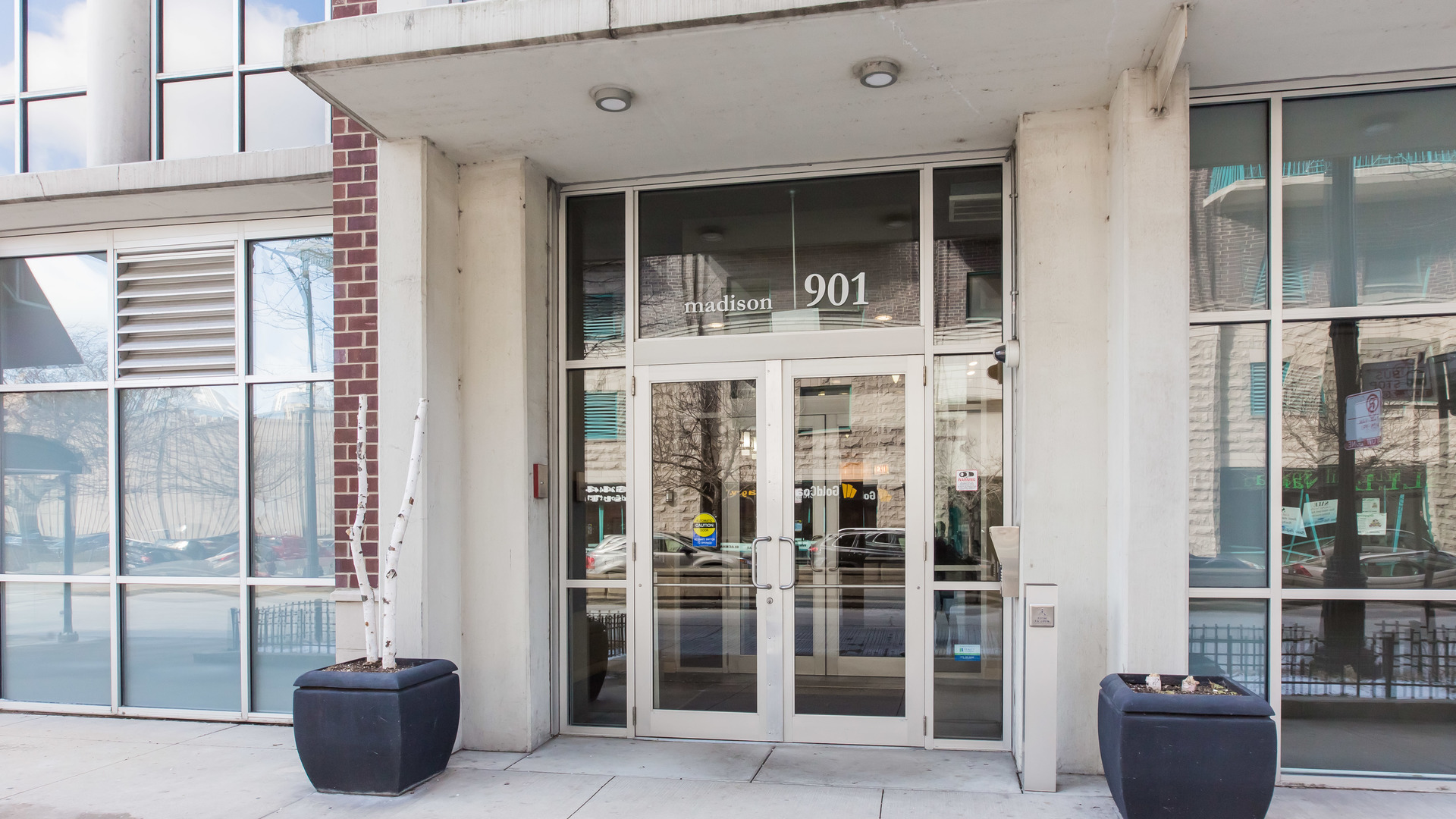 901 West Madison Street, Unit 609 Chicago, IL 60607 - Photo 2 of 22 a view of a entryway door front of house