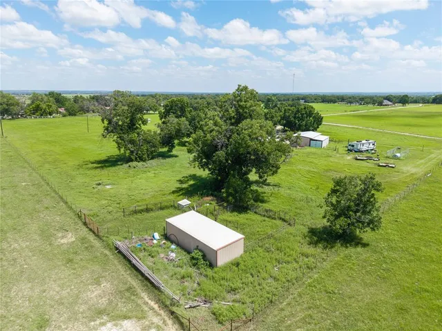 $399,900 | 300 County Road 4511, De Leon, TX 76444