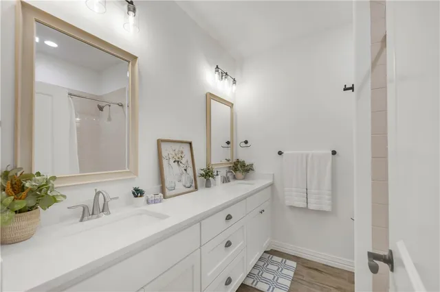 $489,900 | 3310 Hunters Crossing, Bryan, TX 77808