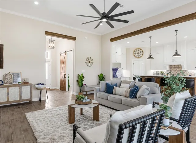 $489,900 | 3310 Hunters Crossing, Bryan, TX 77808