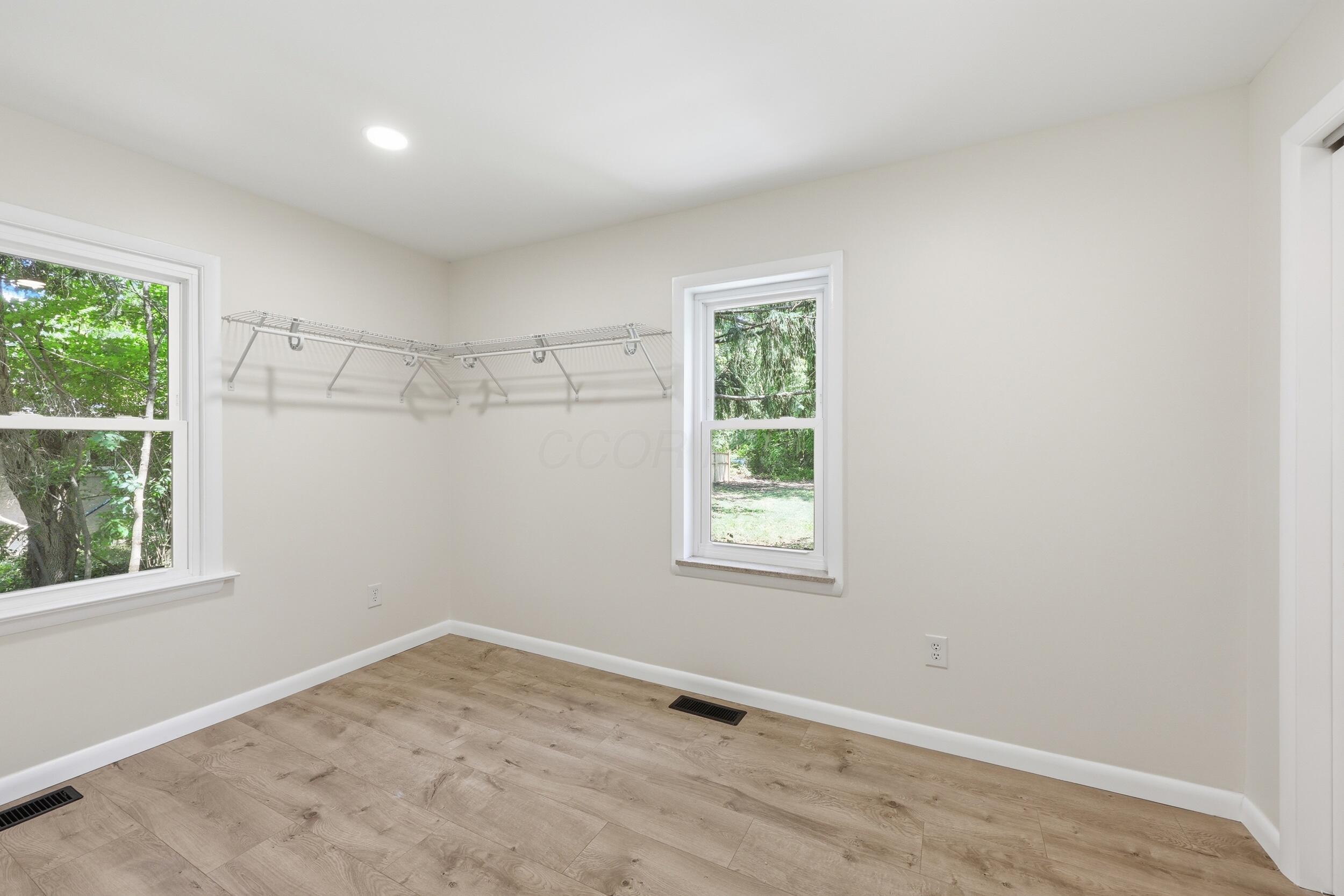 4146 Maize Road Columbus, OH 43224 - Photo 24 of 55