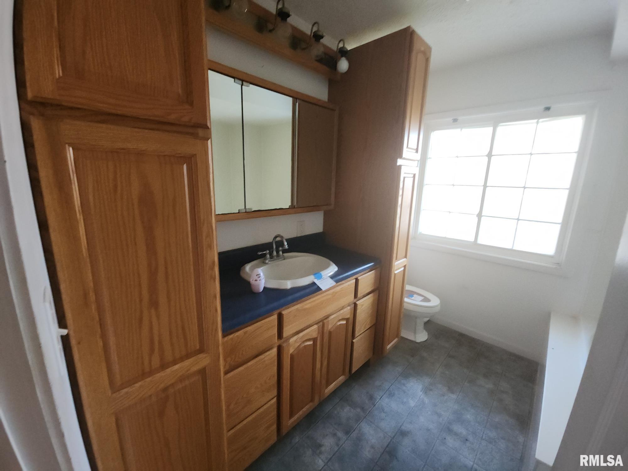 4 Sunset Drive Mount Vernon, IL 62864 - Photo 17 of 34