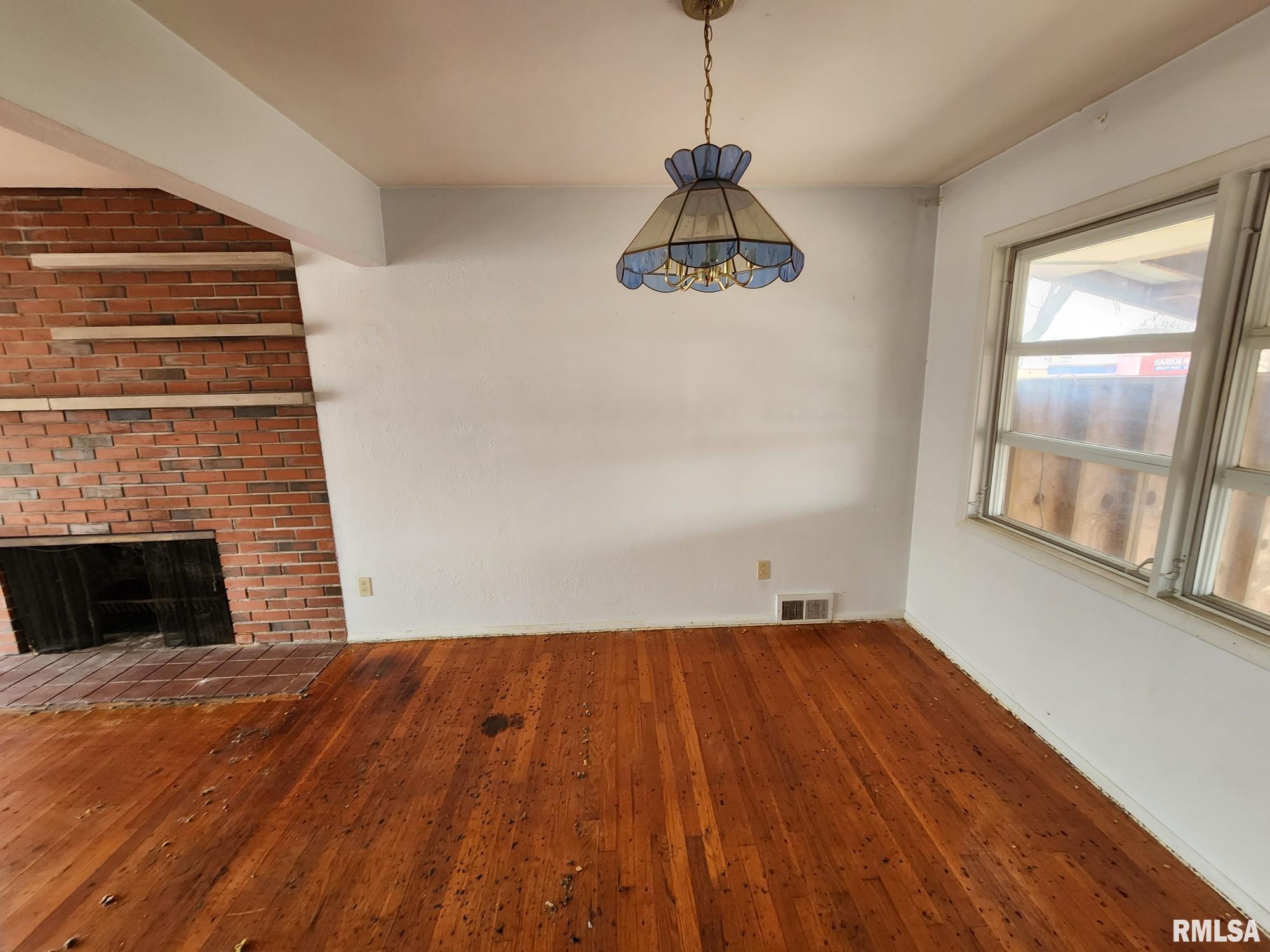 4 Sunset Drive Mount Vernon, IL 62864 - Photo 3 of 34