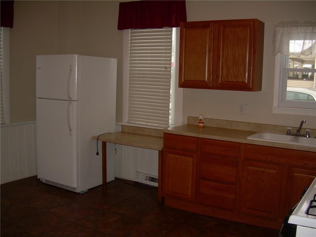 2450 Eastbrook Road New Castle, PA 16105 - Photo 4 of 13 Kitchen