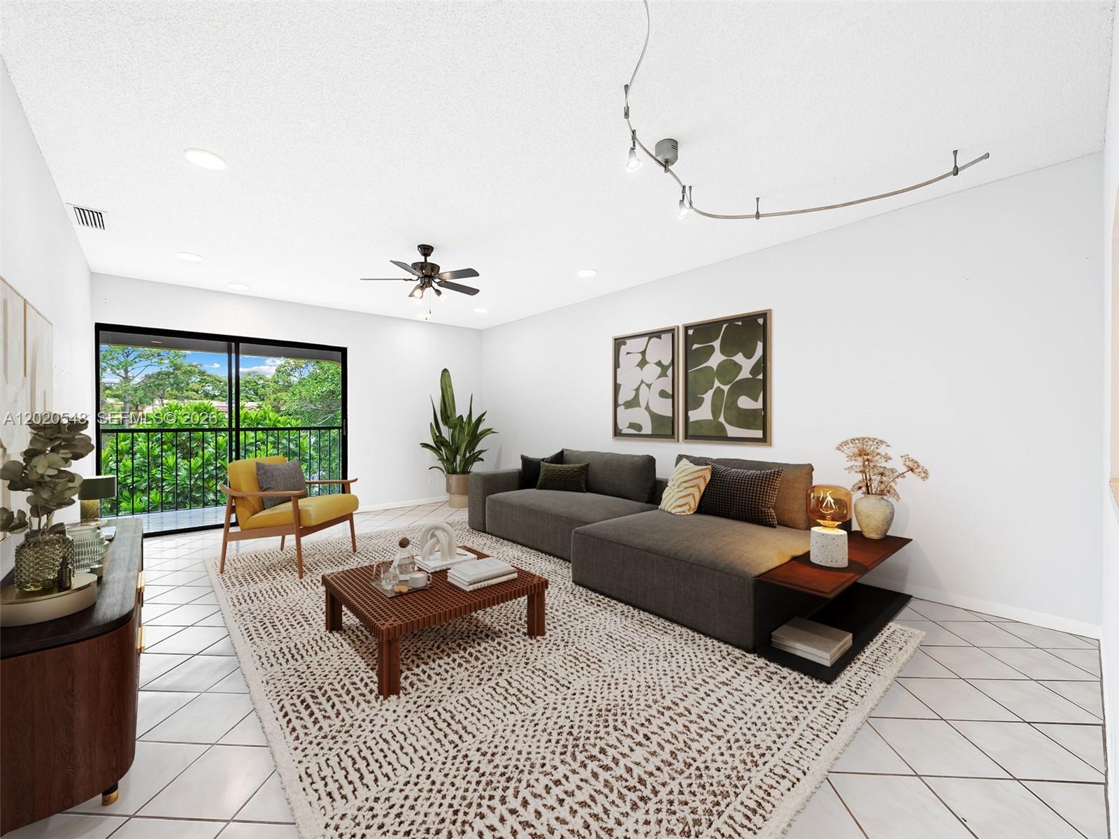 918 Southwest 9th St Circle, Unit 204 Boca Raton, FL 33486 - Photo 2 of 18