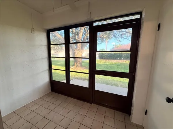 $1,395 | 900 Ave Z Southeast, Unit C2, Winter Haven, FL 33880