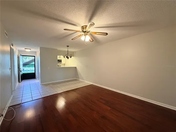 $1,395 | 900 Ave Z Southeast, Unit C2, Winter Haven, FL 33880