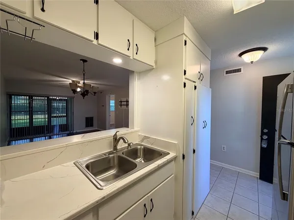$1,395 | 900 Ave Z Southeast, Unit C2, Winter Haven, FL 33880
