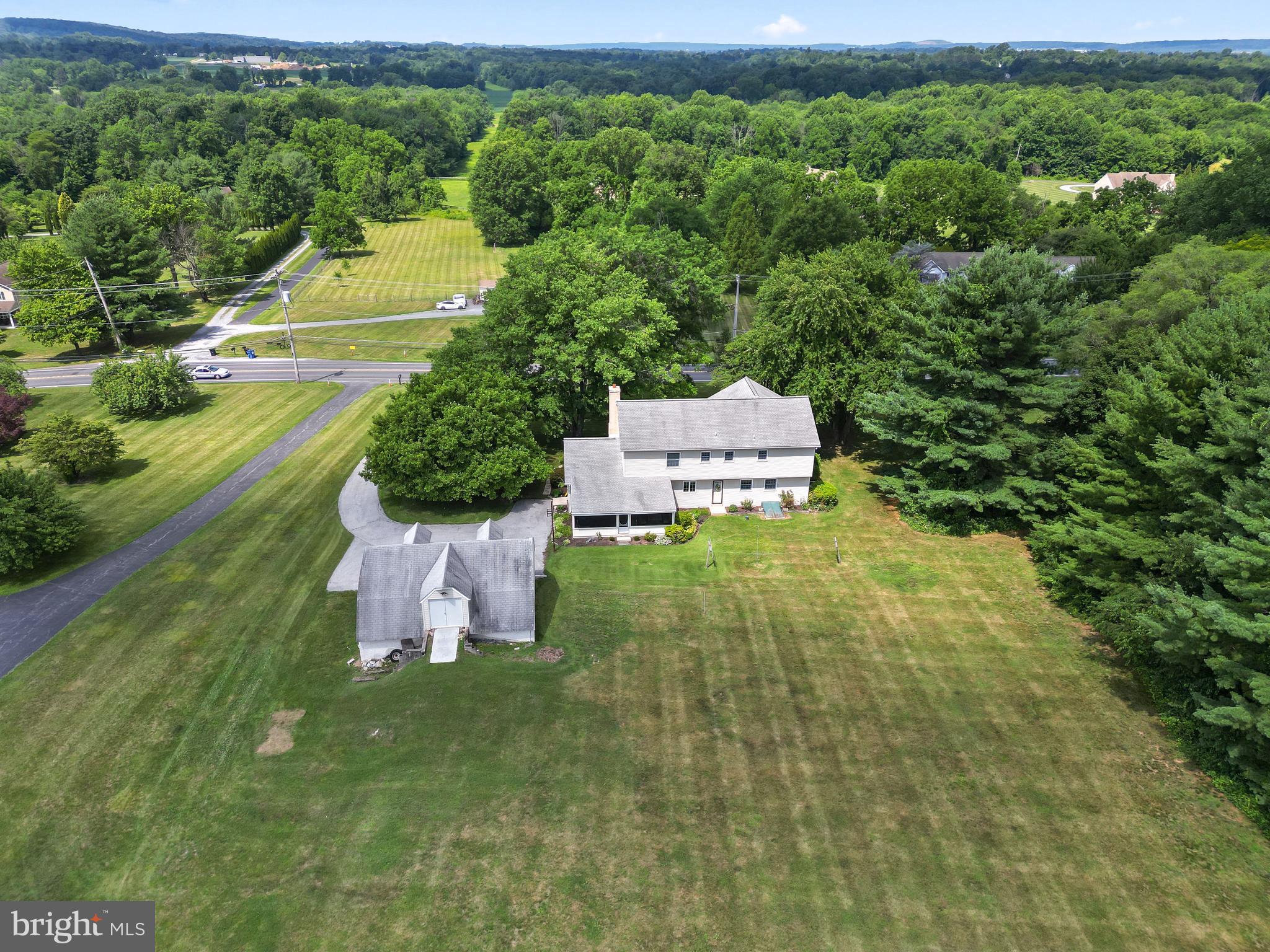 1170 North Manor Road Glenmoore, PA 19343 - Photo 4 of 13