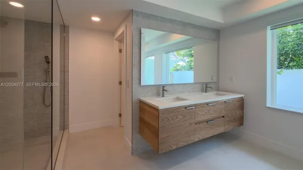 $35,000 | 1690 Daytonia Road, Miami Beach, FL 33141