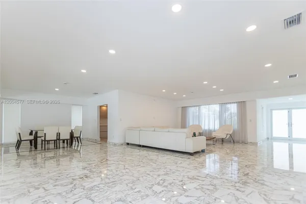 $35,000 | 1690 Daytonia Road, Miami Beach, FL 33141