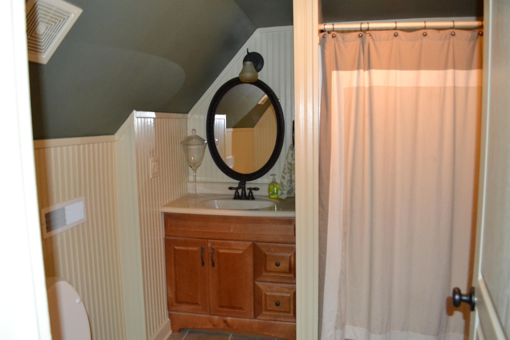 2306 Deep Draw Road Crossville, TN 38555 - Photo 35 of 40 a bathroom with a sink and a mirror