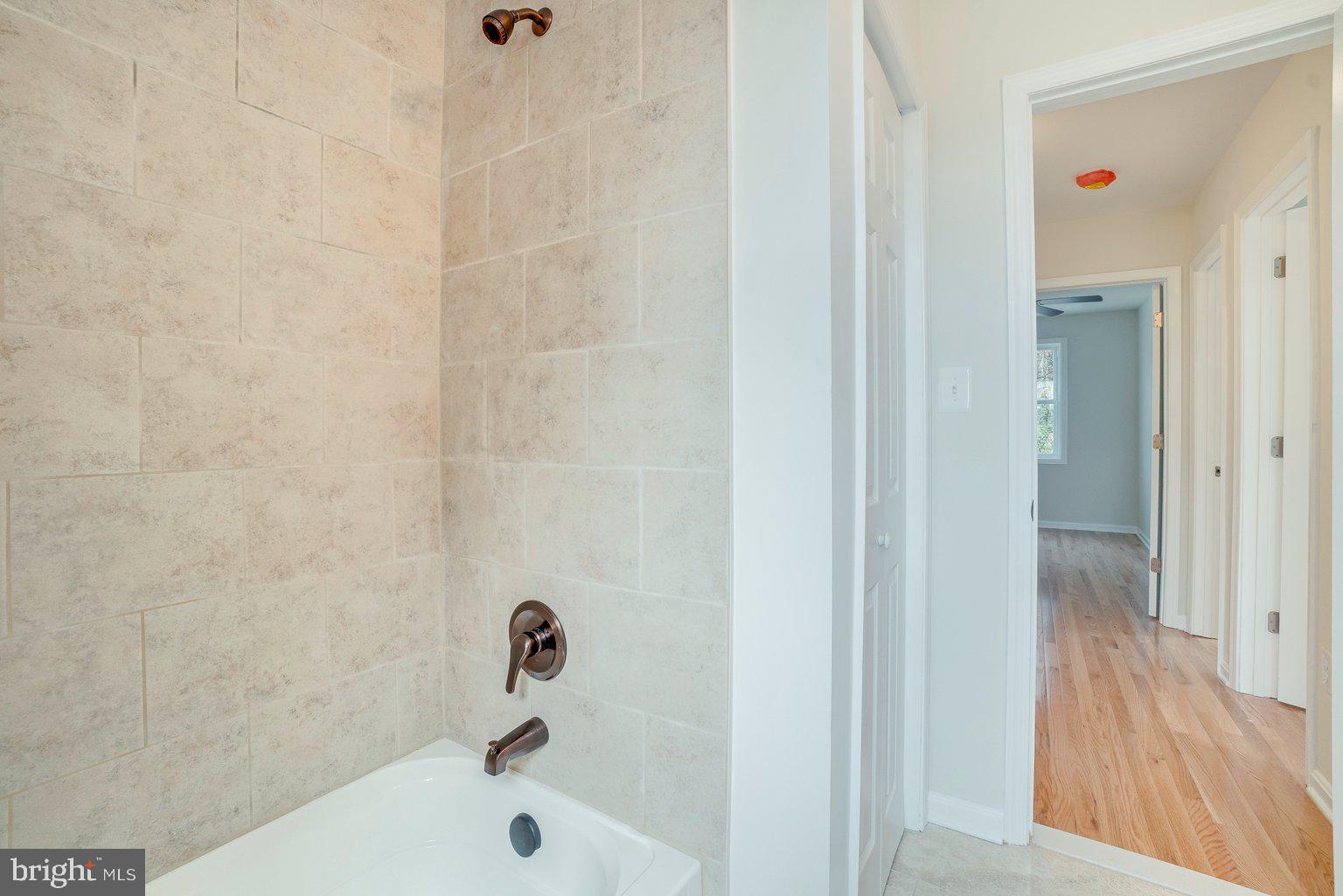 4283 Falls Road Baltimore, MD 21211 - Photo 17 of 22 Gallery Image 17
