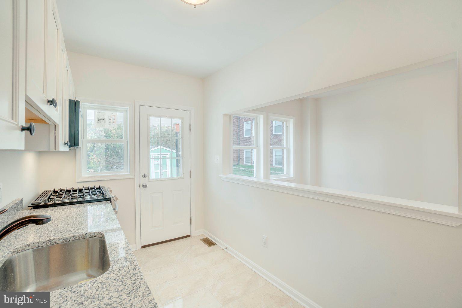 4283 Falls Road Baltimore, MD 21211 - Photo 6 of 22 Gallery Image 6