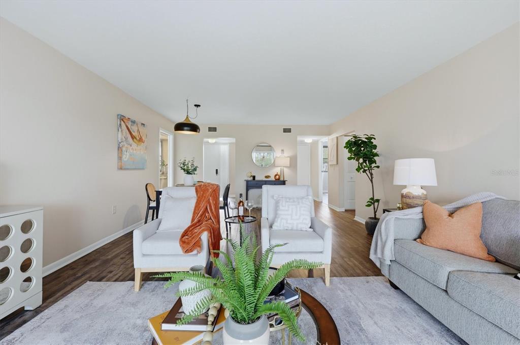 5058 Marsh Field Road, Unit 8 Sarasota, FL 34235 - Photo 9 of 73