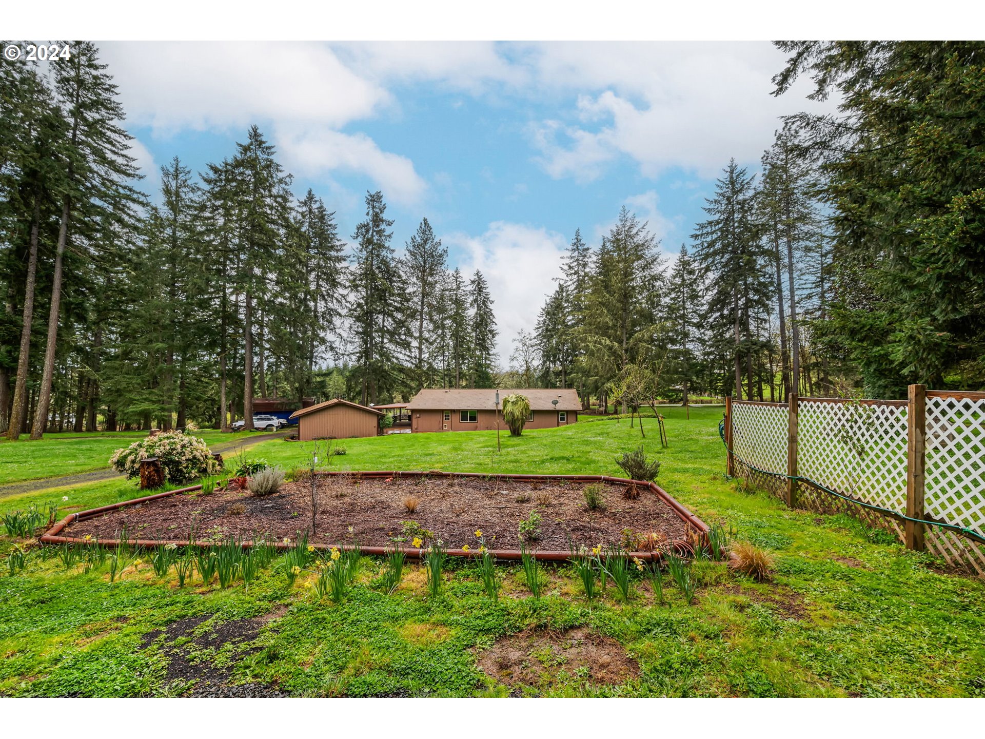 25745 Hall Road Junction City, OR 97448 - Photo 30 of 38 Gallery Image 30