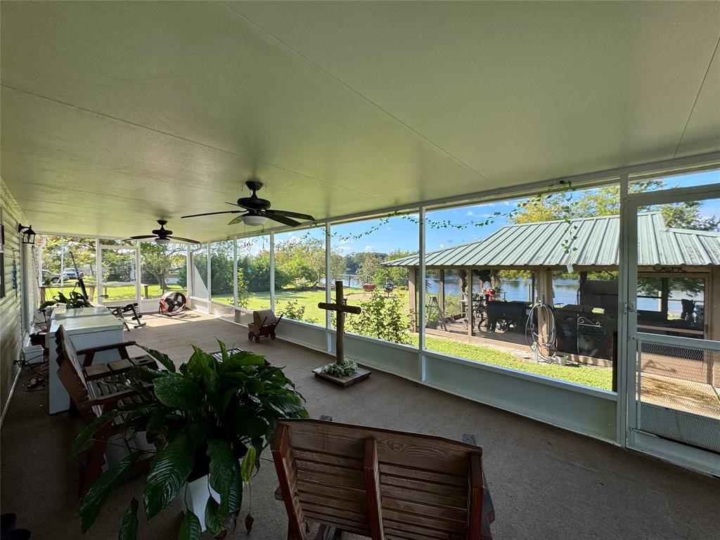 19580 Northwest 80th Drive Okeechobee, FL 34972 - Photo 13 of 34 an outdoor space with patio