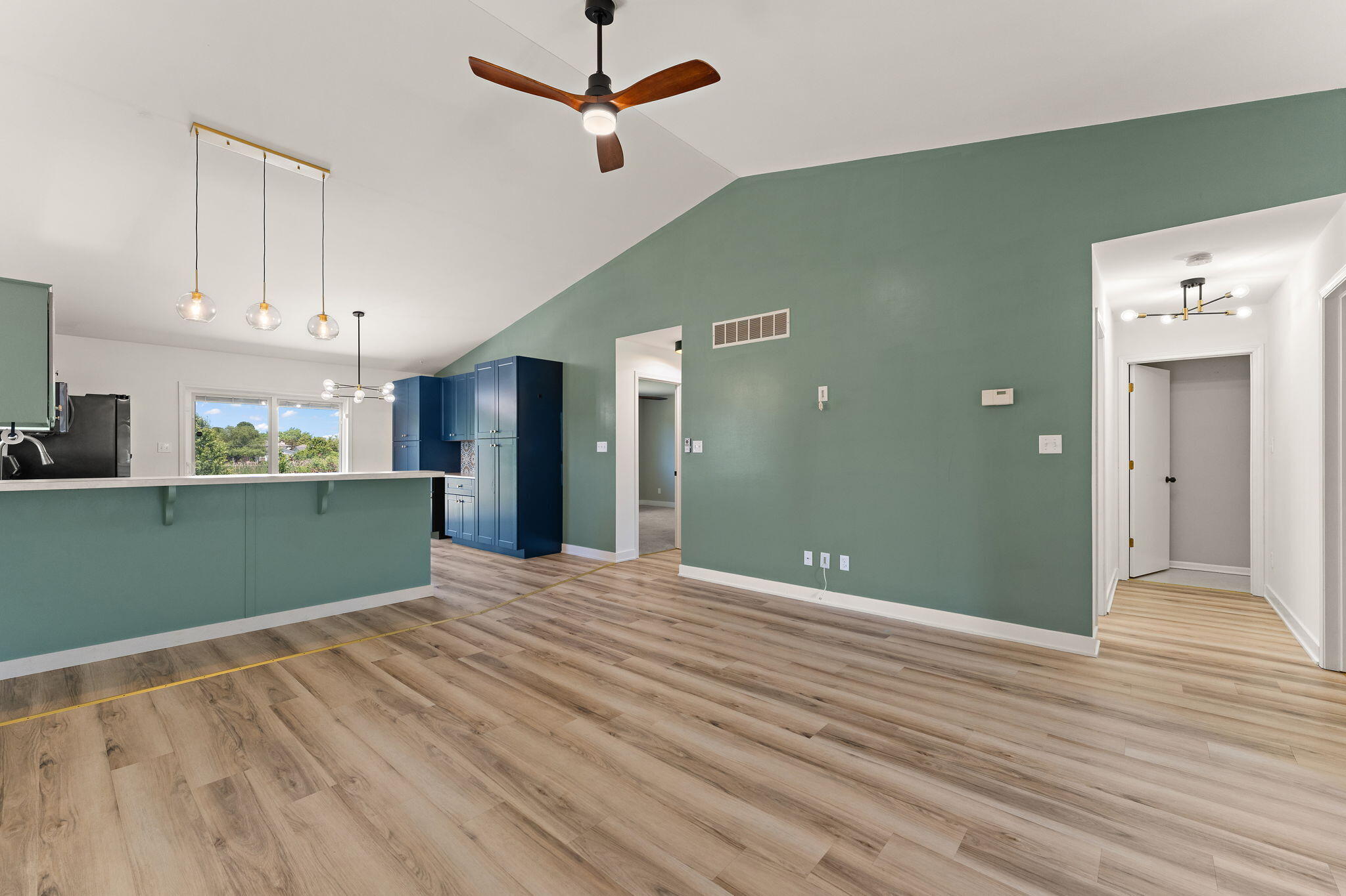 5012 92nd Avenue Crown Point, IN 46307 - Photo 5 of 23 2048x1365