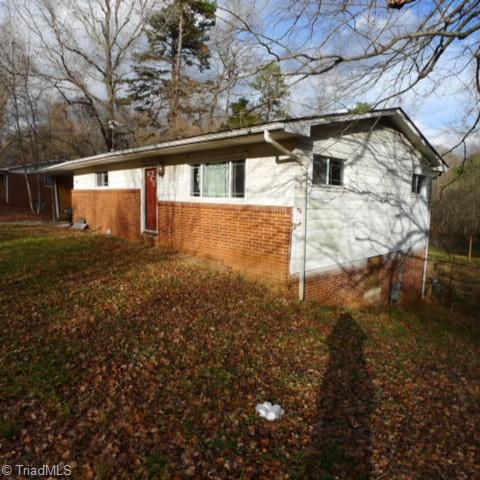 3840 Woodleaf Road Salisbury, NC 28147 - Photo 2 of 47