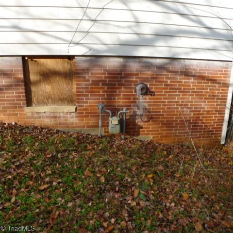 3840 Woodleaf Road Salisbury, NC 28147 - Photo 3 of 47