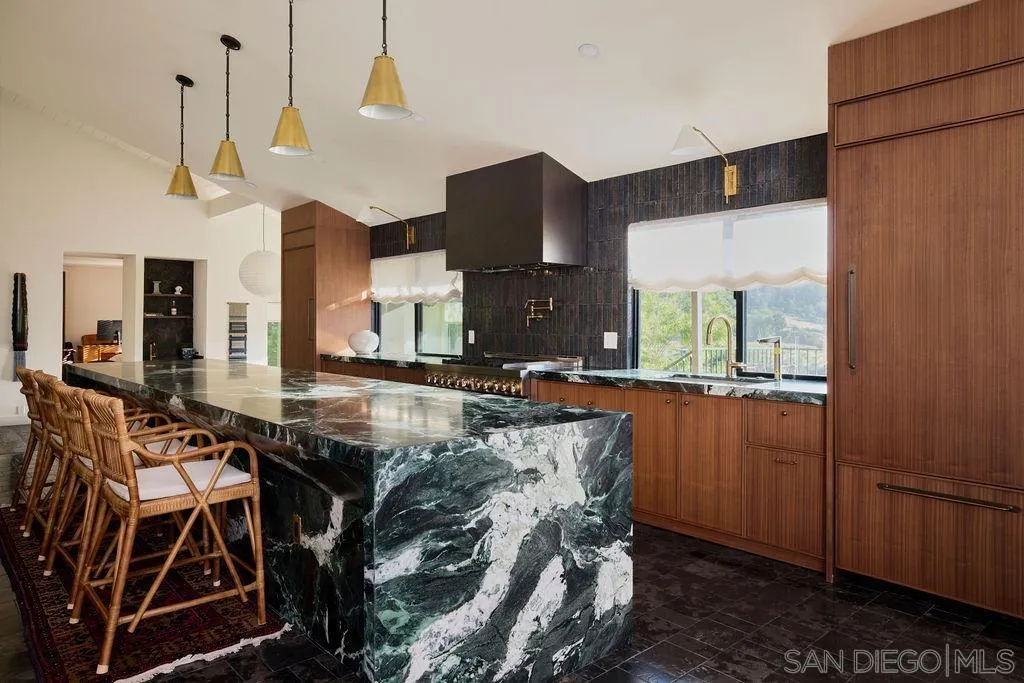 17335 Via Del Bravo Rancho Santa Fe, CA 92067 - Photo 12 of 40