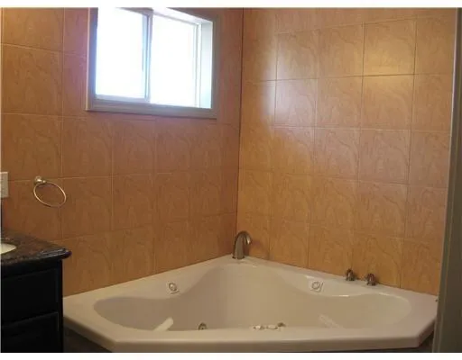 $3,200 | 7121 Catina Street, Unit B, New Orleans, LA 70124