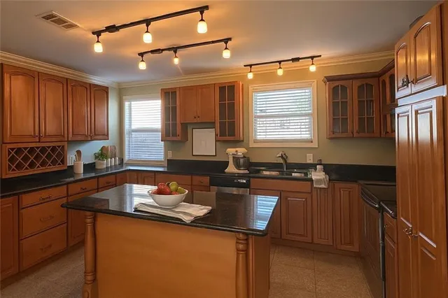 $3,200 | 7121 Catina Street, Unit B, New Orleans, LA 70124