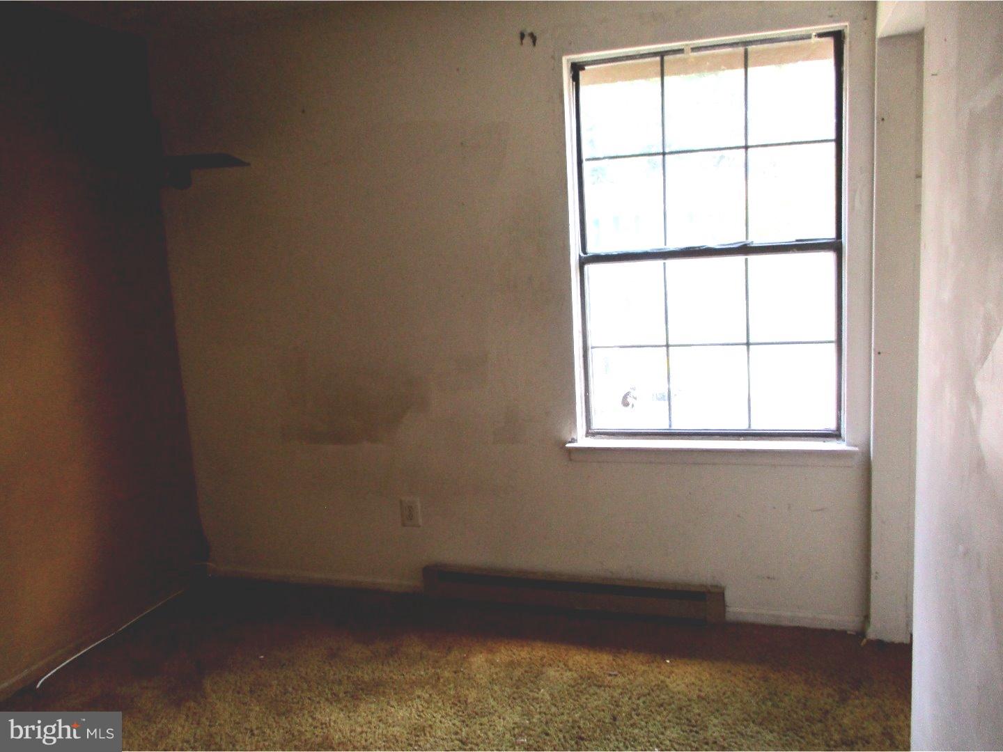58 Berkshire Road Sicklerville, NJ 08081 - Photo 5 of 6
