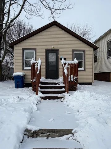 $65,000 | 1236 Villa Street, Racine, WI 53403