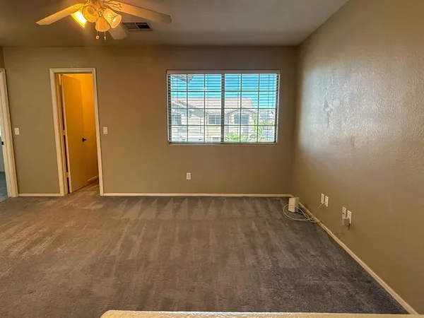 $3,100 | 3103 West Zachary Drive, Phoenix, AZ 85027