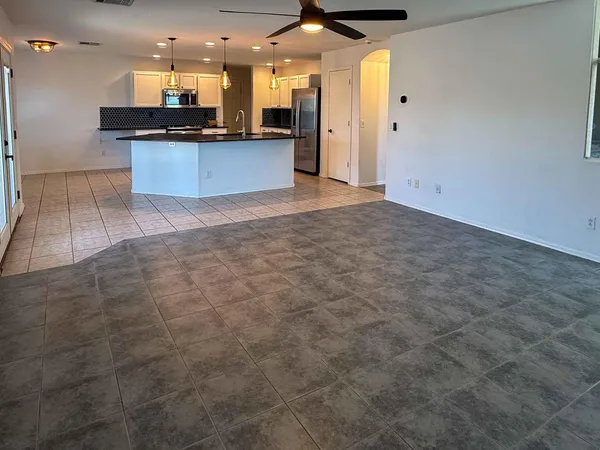 $3,100 | 3103 West Zachary Drive, Phoenix, AZ 85027