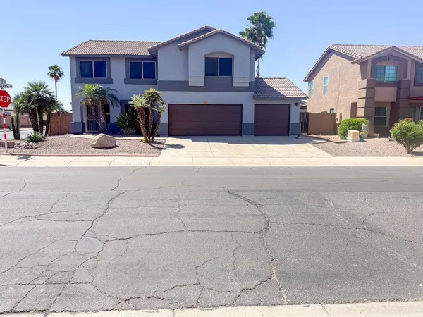$3,100 | 3103 West Zachary Drive, Phoenix, AZ 85027