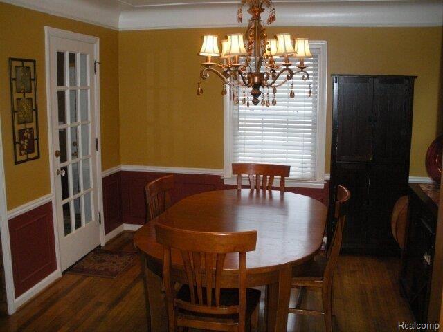 442 Moran Road Grosse Pointe, MI 48236 - Photo 7 of 21 Dining Room