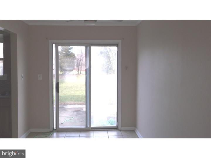 28 Farmhouse Road Sicklerville, NJ 08081 - Photo 6 of 11