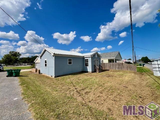 122 West 11th Street Larose, LA 70373 - Photo 10 of 15 Left side