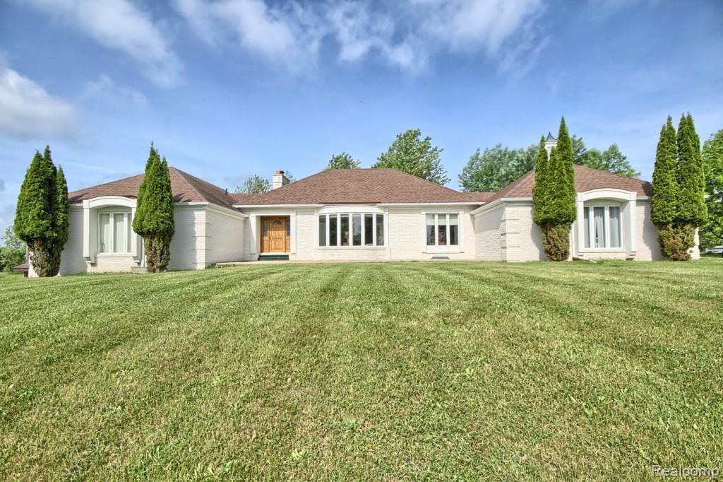 1749 Townsend Road Leonard, MI 48367 - Photo 1 of 36 Front.jpg
