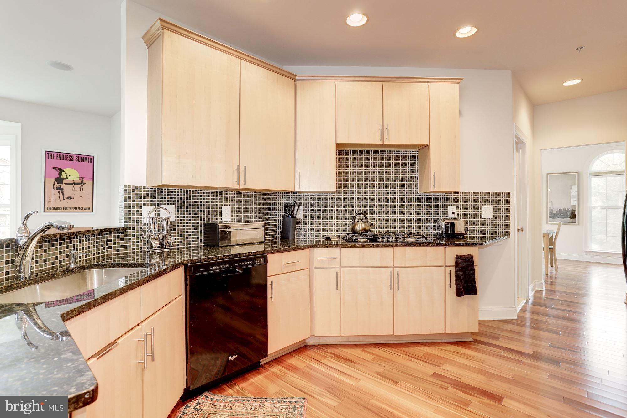 7644 Elmcrest Road Hanover, MD 21076 - Photo 9 of 35 Kitchen