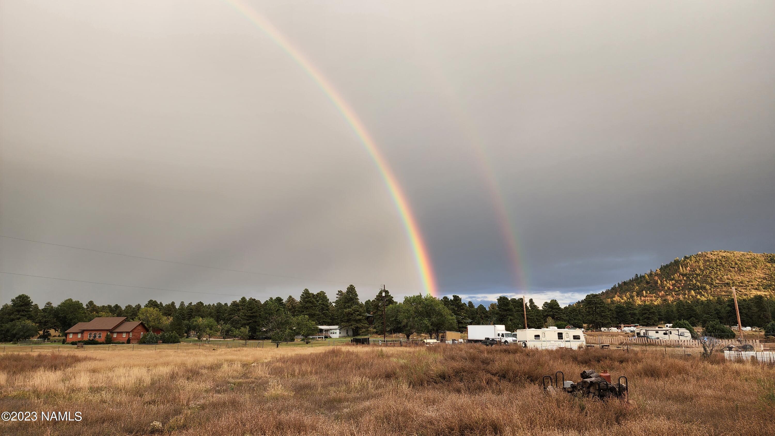 7735 Koch Field Road Flagstaff, AZ 86004 - Photo 11 of 51 20221008_174149