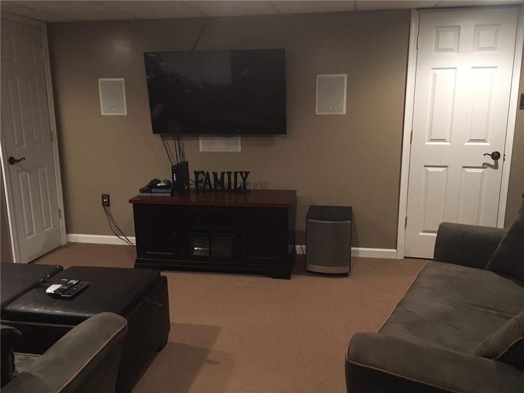 422 Lincoln Hall Road Elizabeth, PA 15037 - Photo 12 of 20 Gallery Image 12