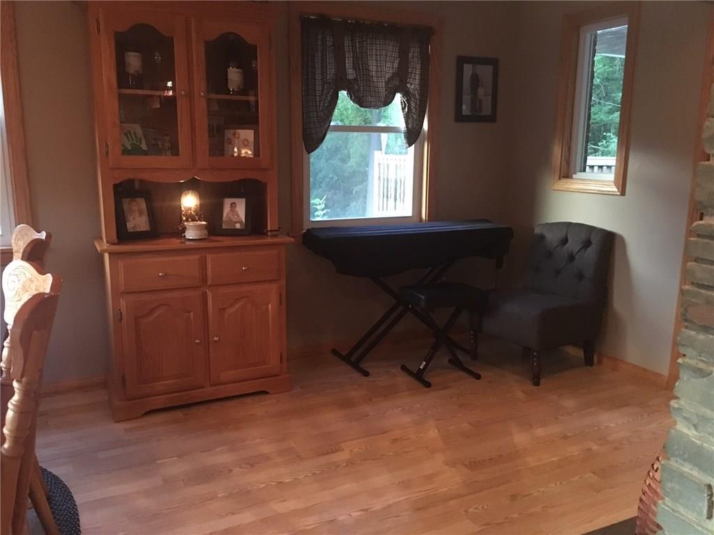 422 Lincoln Hall Road Elizabeth, PA 15037 - Photo 4 of 20 Gallery Image 4