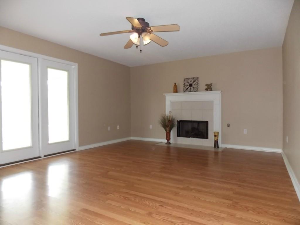 5809 Jonathan Lane Slidell, LA 70460 - Photo 3 of 22 Gallery Image 3