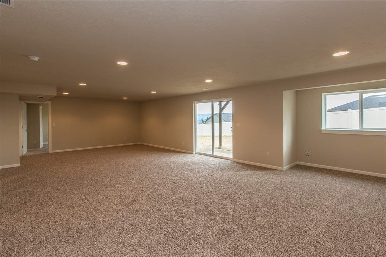 5402 North Radium Lane Spokane, WA 99217 - Photo 14 of 20
