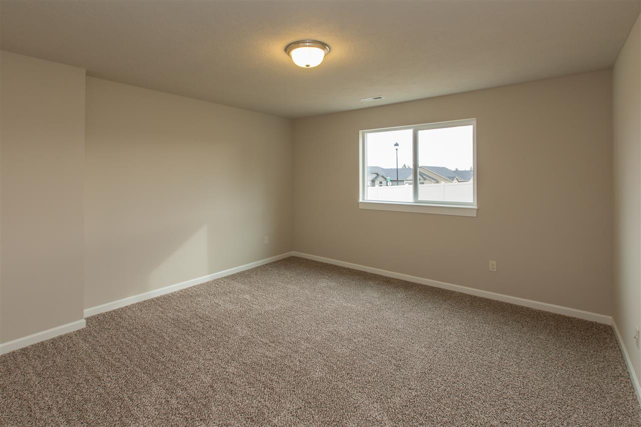 5402 North Radium Lane Spokane, WA 99217 - Photo 15 of 20