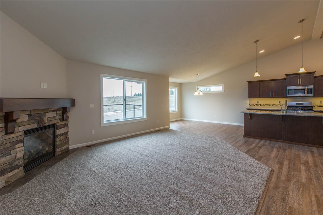 5402 North Radium Lane Spokane, WA 99217 - Photo 4 of 20